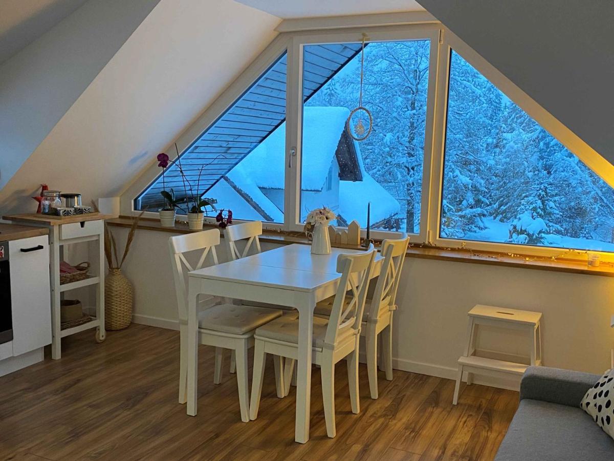 Apartment Zidana Marela - Attic With A View Краньска Гора Экстерьер фото